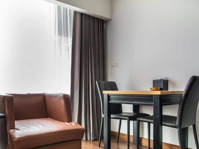 Winner Sriracha Serviced Apartment Si Racha Eksteriør billede