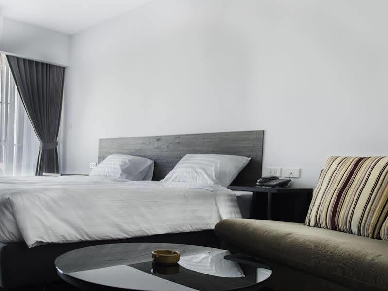 Winner Sriracha Serviced Apartment Si Racha Eksteriør billede