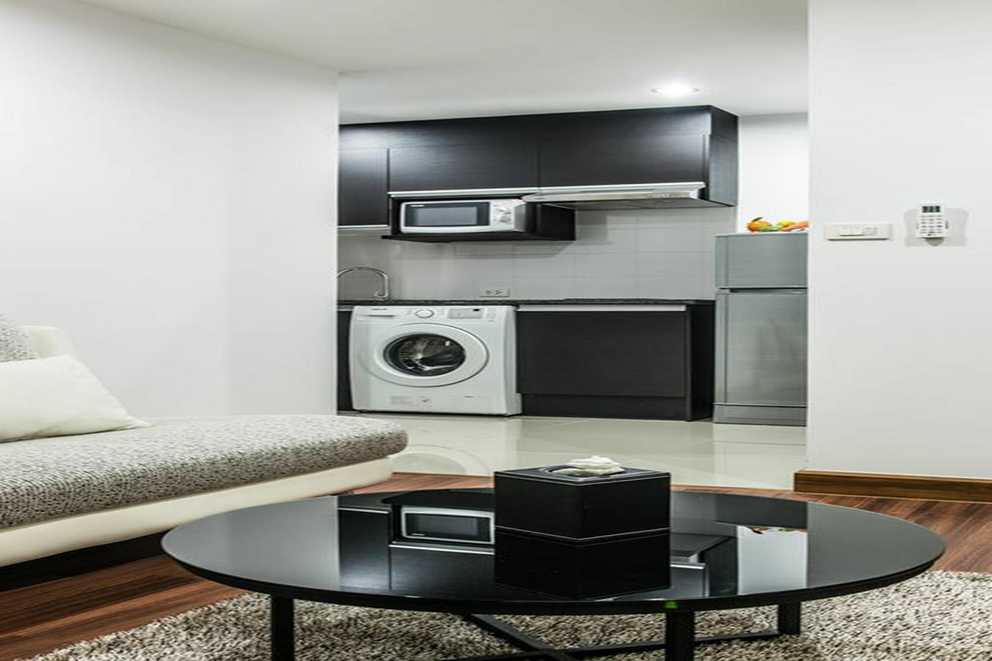 Winner Sriracha Serviced Apartment Si Racha Eksteriør billede