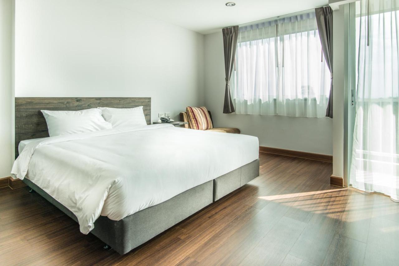 Winner Sriracha Serviced Apartment Si Racha Eksteriør billede