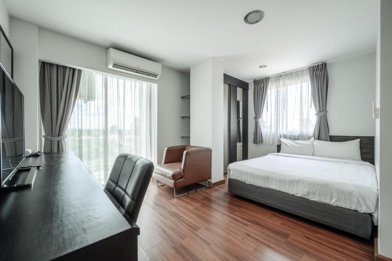 Winner Sriracha Serviced Apartment Si Racha Eksteriør billede