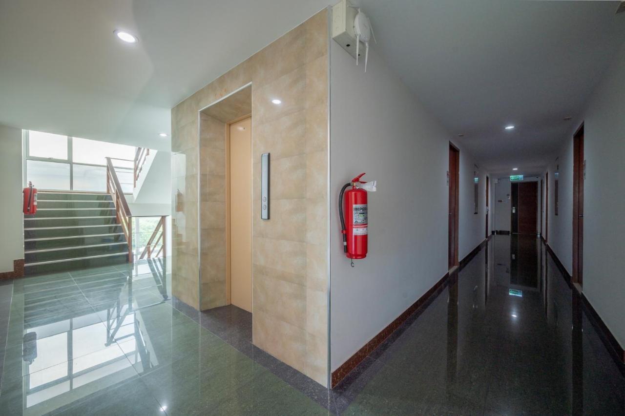 Winner Sriracha Serviced Apartment Si Racha Eksteriør billede