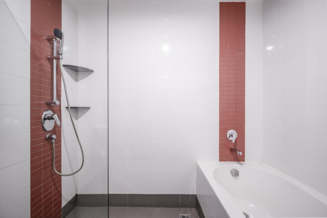 Winner Sriracha Serviced Apartment Si Racha Eksteriør billede