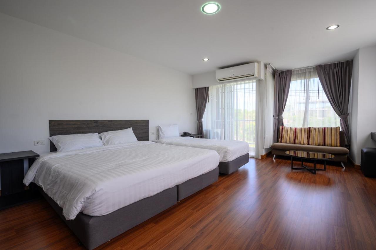 Winner Sriracha Serviced Apartment Si Racha Eksteriør billede